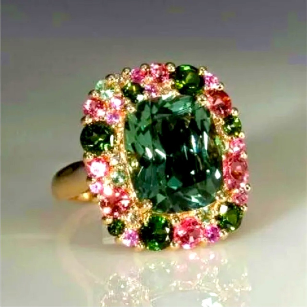 New Gorgeous 18k Yellow Gold Over Silver Peridot and Sapphires Ring